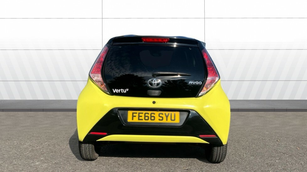 Toyota Aygo X X-cite 3 Yellow #6