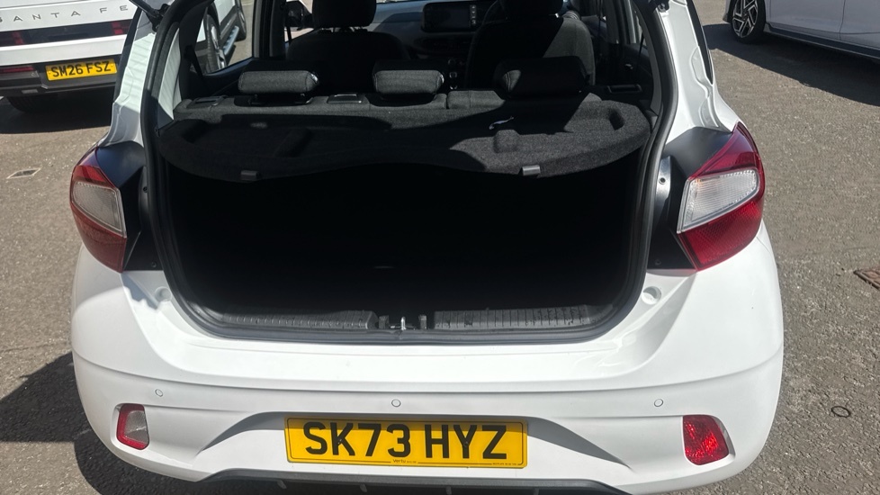 Hyundai I10 Advance SK73HYZ White #4