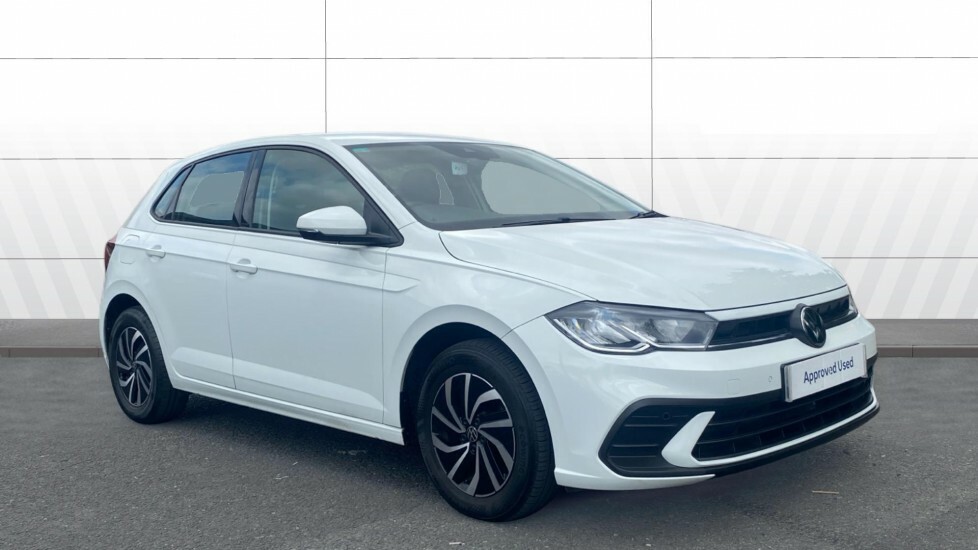 Volkswagen Polo Life White