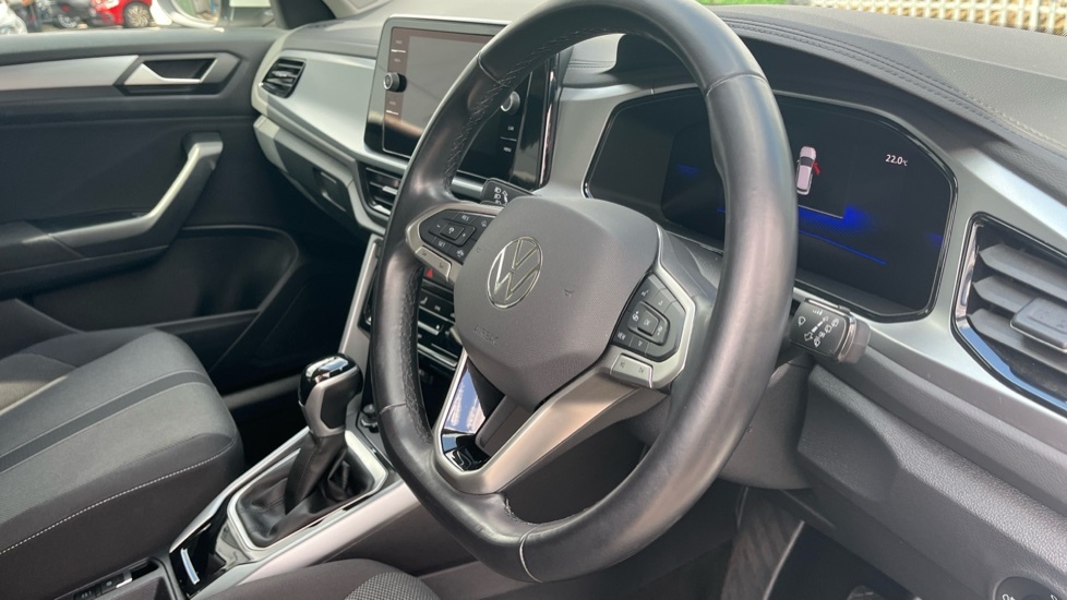 Volkswagen T-Roc Match YH24ZAM White #6