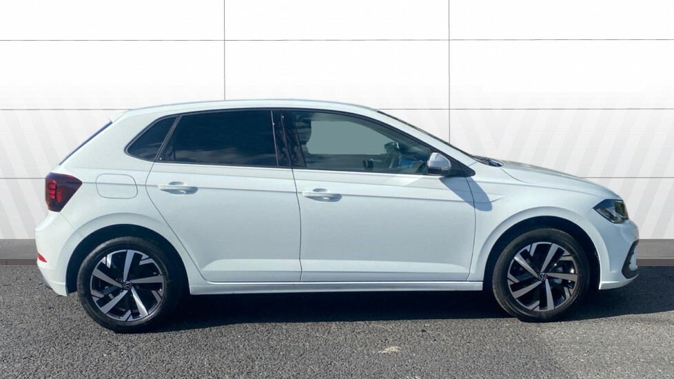 Volkswagen Polo Match FP26LXY White #5