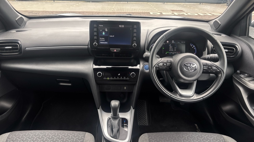 Toyota Yaris Cross Design Silver #6