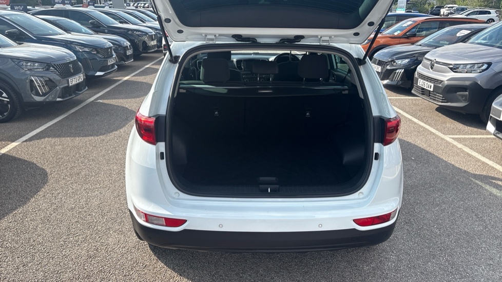 Kia Sportage 2 White #4
