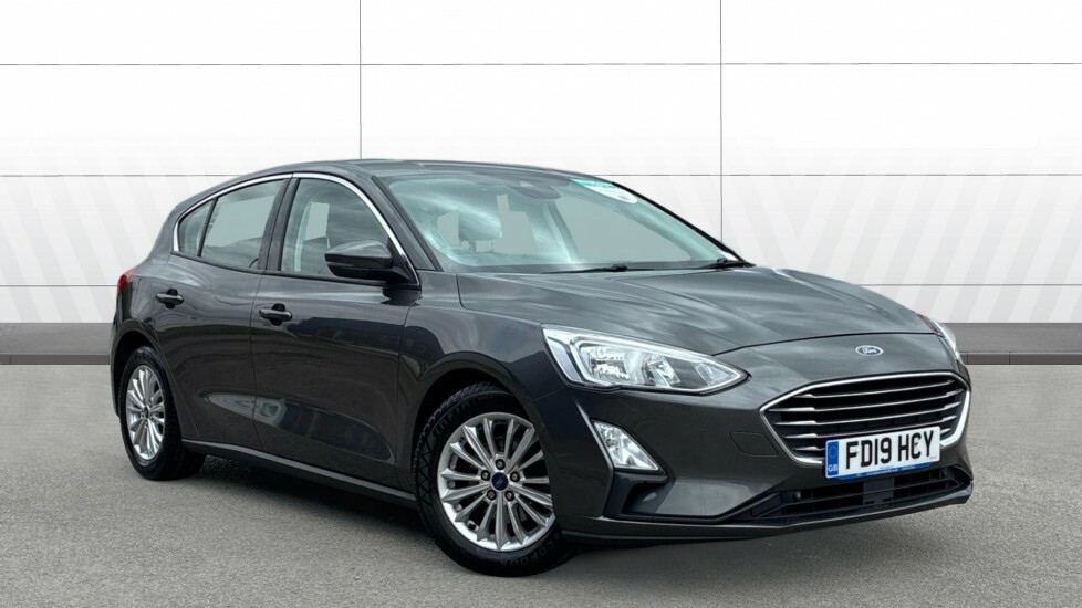 Ford Focus Titanium Grey