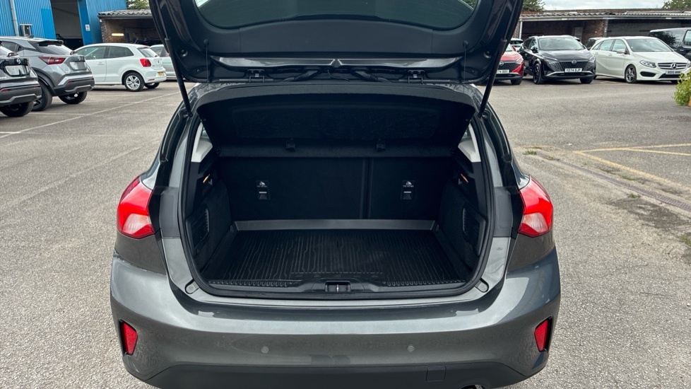 Ford Focus Titanium Grey #4