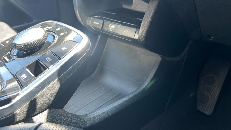 Kia e-Niro Kia Estate Sp 150Kw First Edition 64Kwh 5 Blue #42