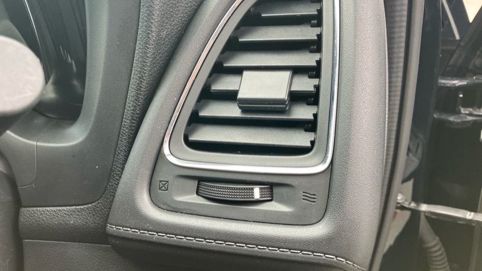 Honda Hr-V 1.5 I-vtec Se Ss 5-Door Silver #26