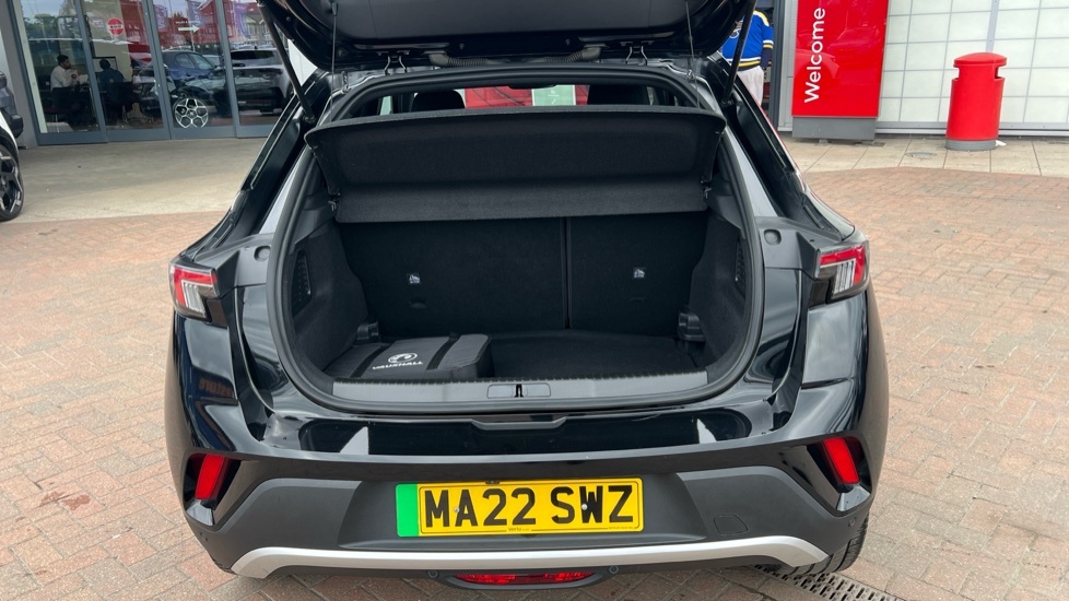 Vauxhall Mokka-e Ultimate Black #4