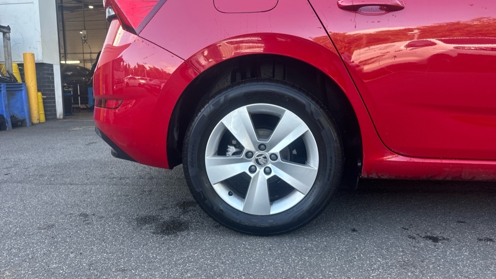 Skoda Scala Se Red #5