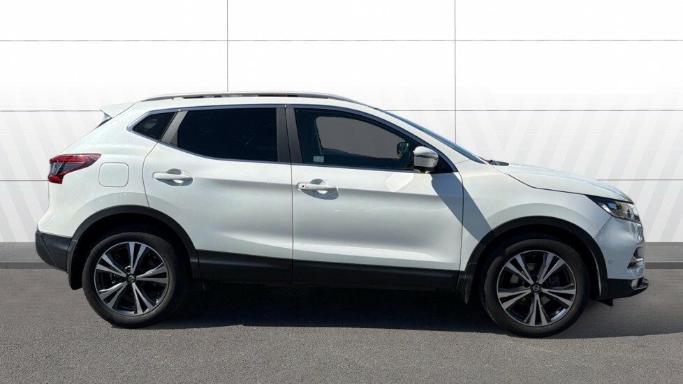 Nissan Qashqai N-connecta White #5
