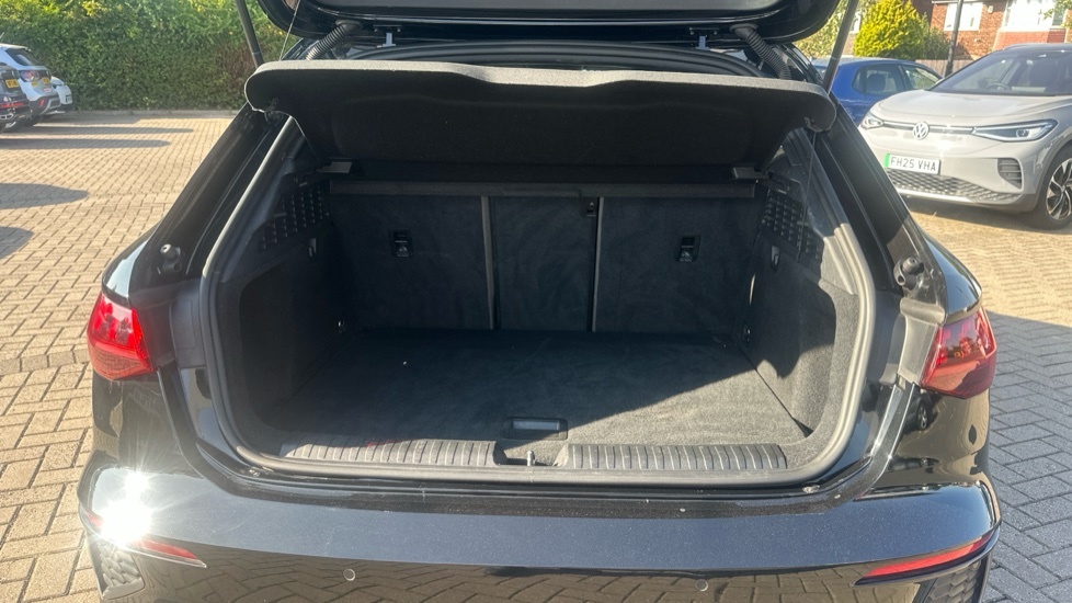 Audi A3 S Line FL70USX Black #4