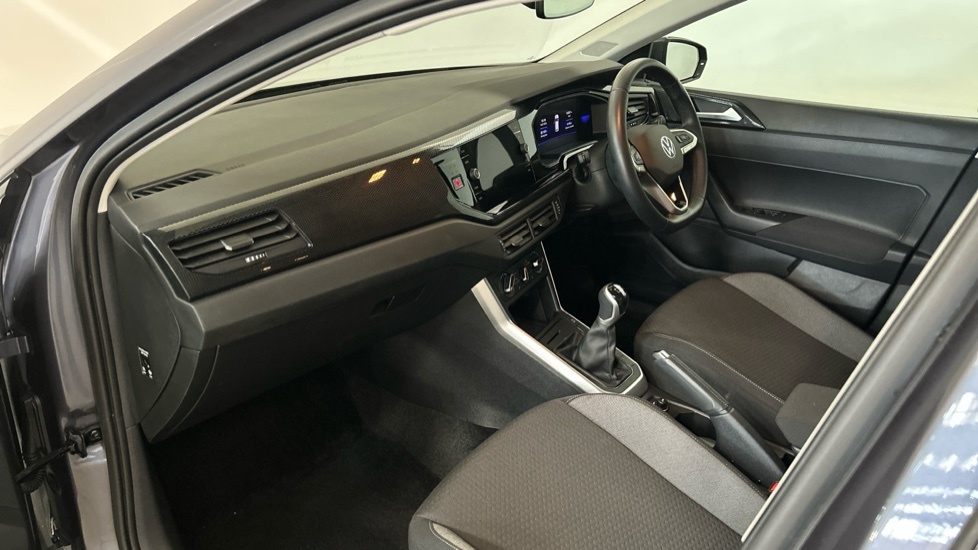 Volkswagen Polo Life Grey #2