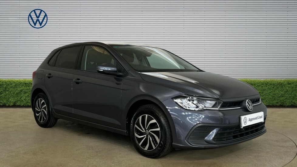 Volkswagen Polo Life Grey