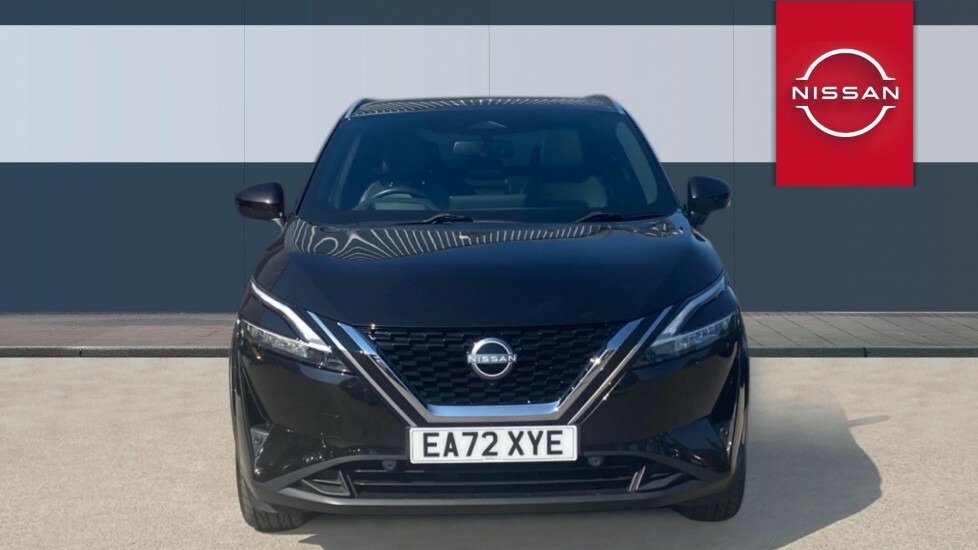 Nissan Qashqai Tekna Black #3
