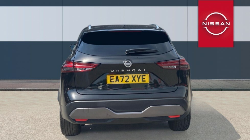 Nissan Qashqai Tekna Black #6