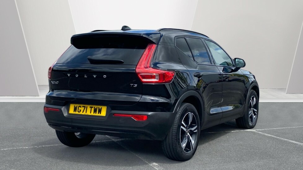 Volvo XC40 R Design WG71TWW Black #2