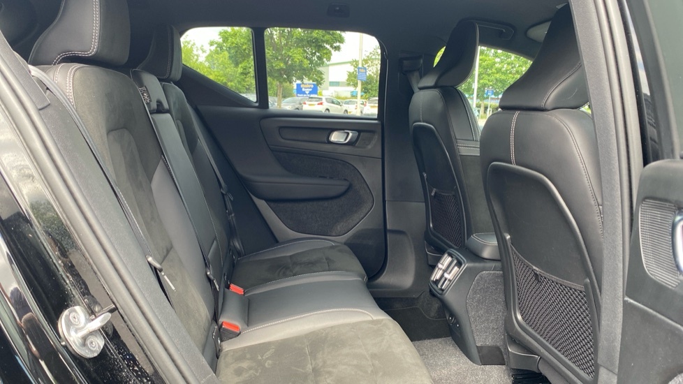 Volvo XC40 R Design WG71TWW Black #6
