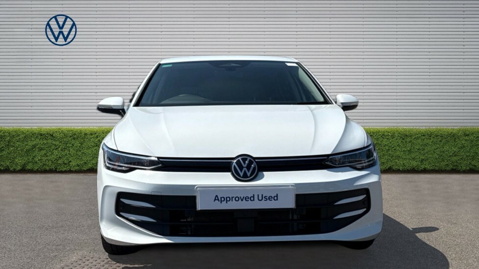 Volkswagen Golf Match White #6