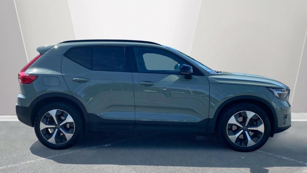 Volvo XC40 Plus BA24YMD Green #3