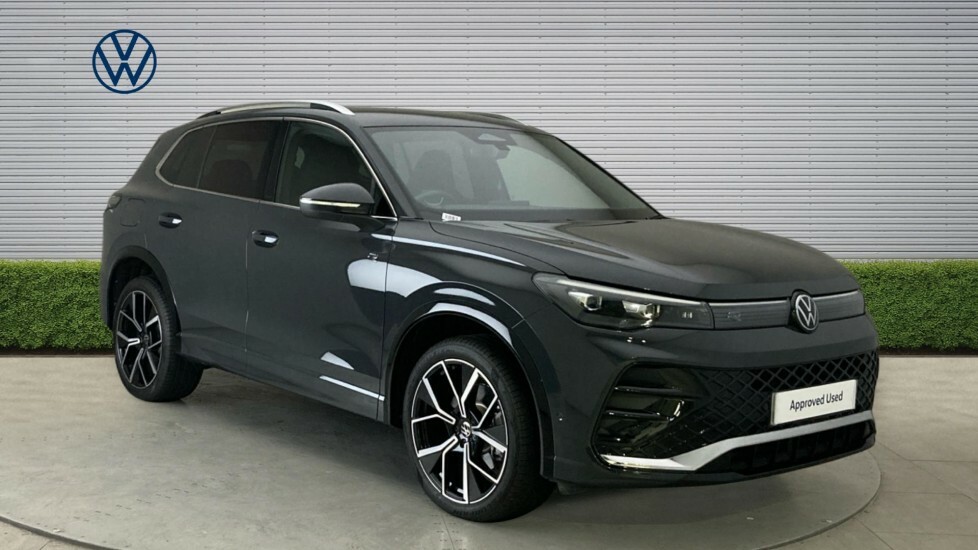 Volkswagen Tiguan R-line Grey