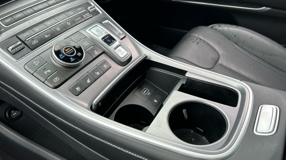 Hyundai Santa Fe 7St 1.6Tgdi Hbd Cligrphy Au 4Wd Silver #13