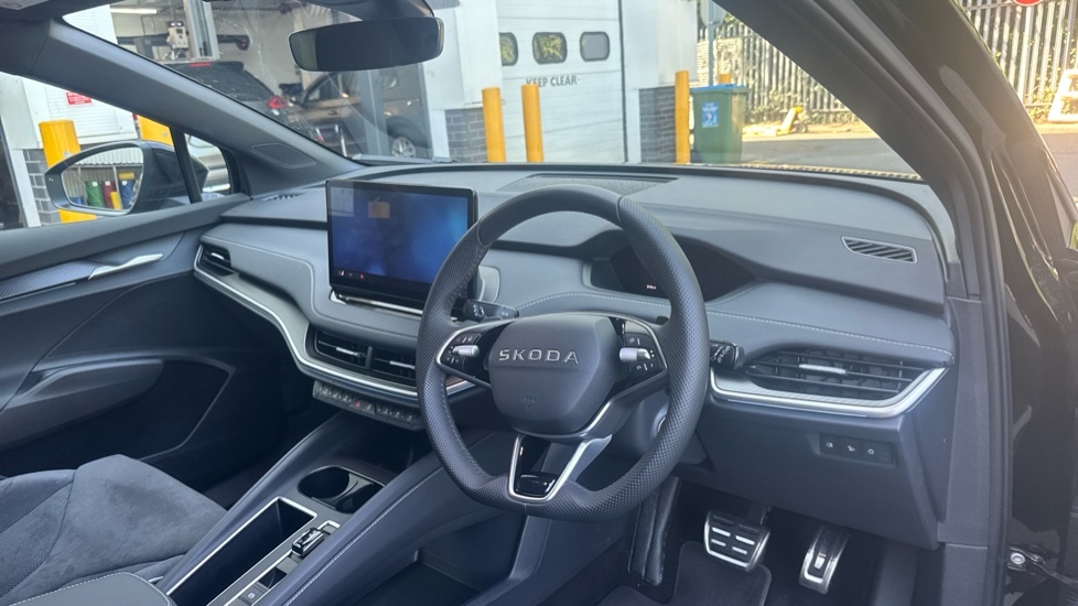 Skoda Elroq Sportline YP26DXJ Black #6
