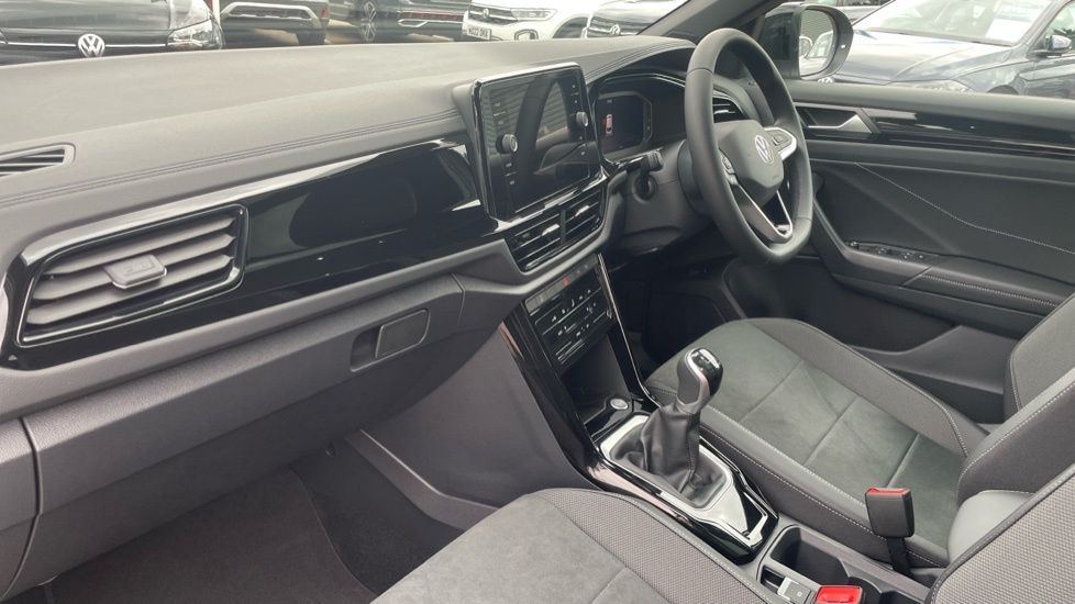 Volkswagen T-Roc Style Design VO26NZP Black #2