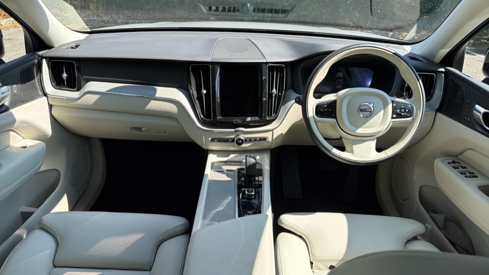 Volvo XC60 Plus RE25WFD Grey #5