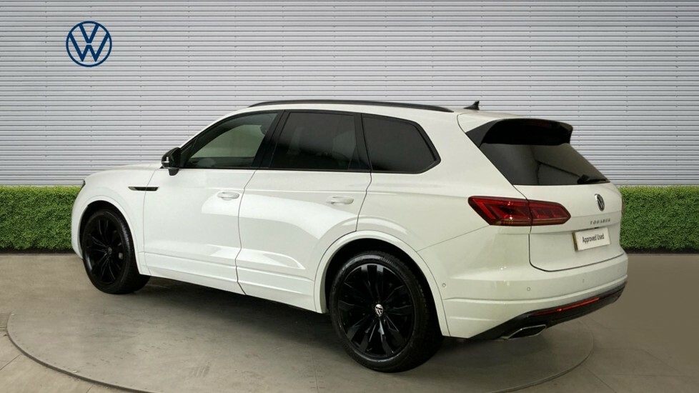 Volkswagen Touareg Black Edition MK23UNL White #3