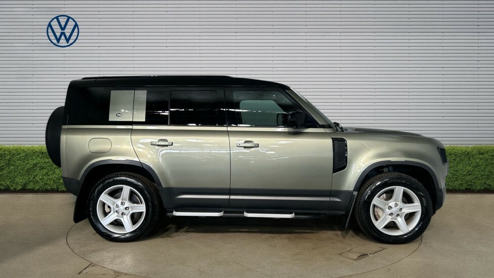 Land Rover Defender 110 Se Green #4