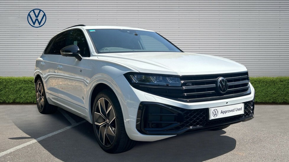 Volkswagen Touareg Black Edition White