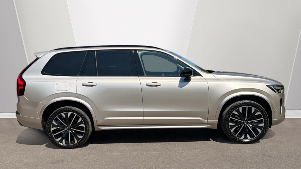 Volvo XC90 Ultra YR25UEL Gold #3