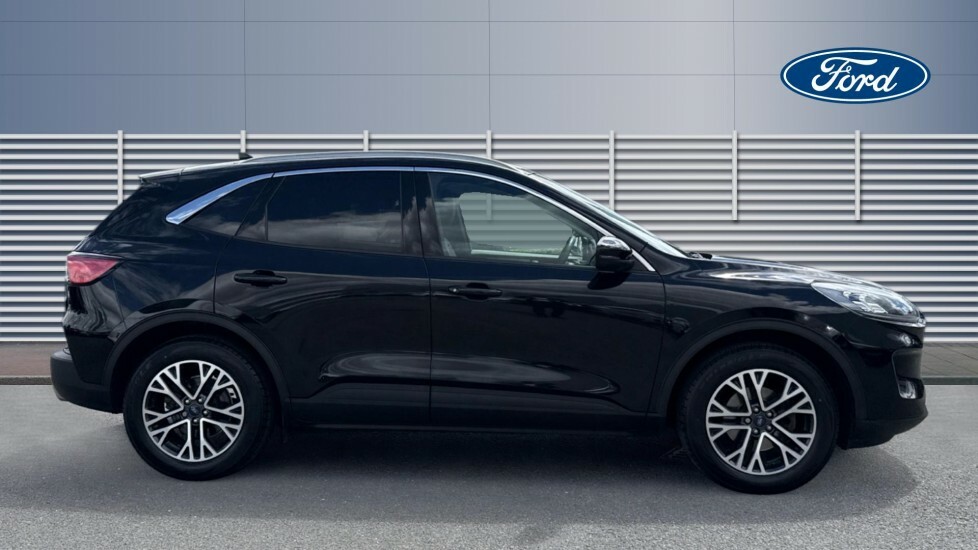 Ford Kuga Titanium Edition BT23UWR Black #4