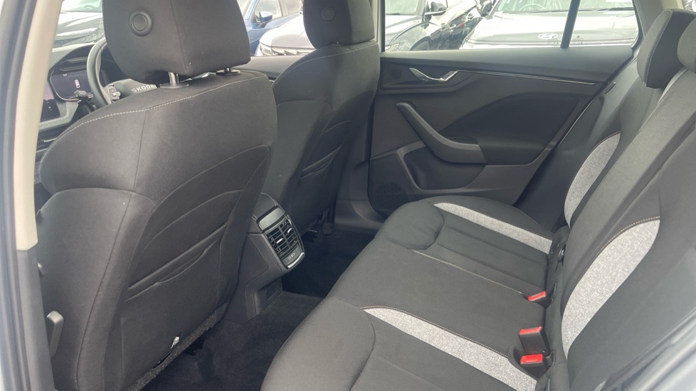 Skoda Kamiq 1.0 Tsi Se Edition Black #26