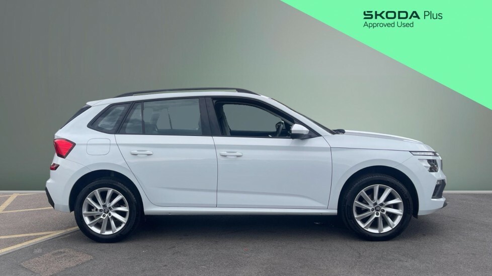 Skoda Kamiq Se Edition White #4