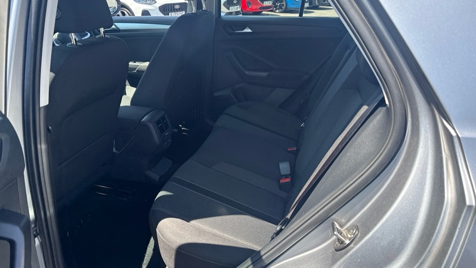 Volkswagen T-Roc 1.5 Tsi R-line Dsg  #16