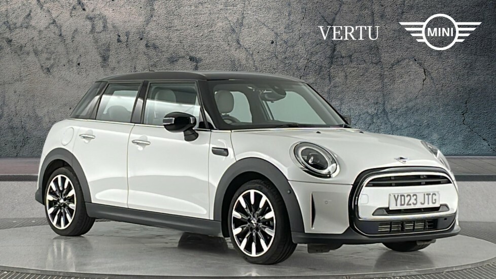 Mini Hatch Cooper Exclusive White
