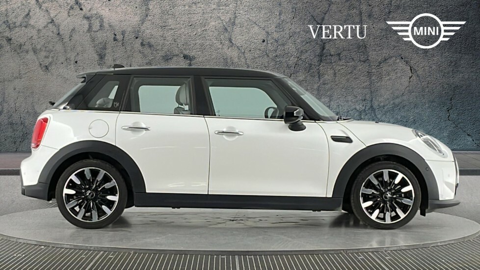 Mini Hatch Cooper Exclusive White #3