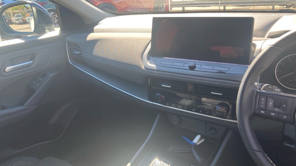 Nissan Qashqai N-connecta Black #14