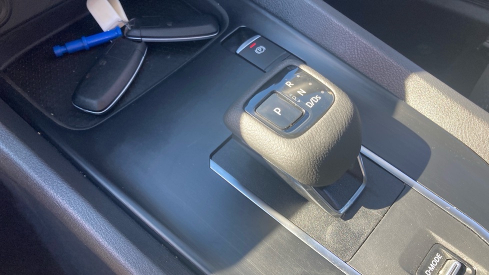 Nissan Qashqai N-connecta Black #13