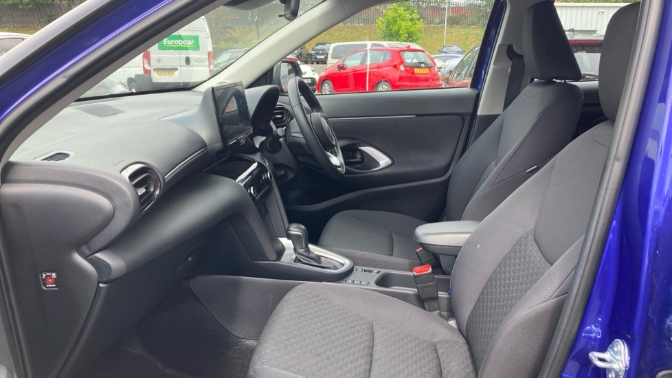 Toyota Yaris Cross Icon Blue #5