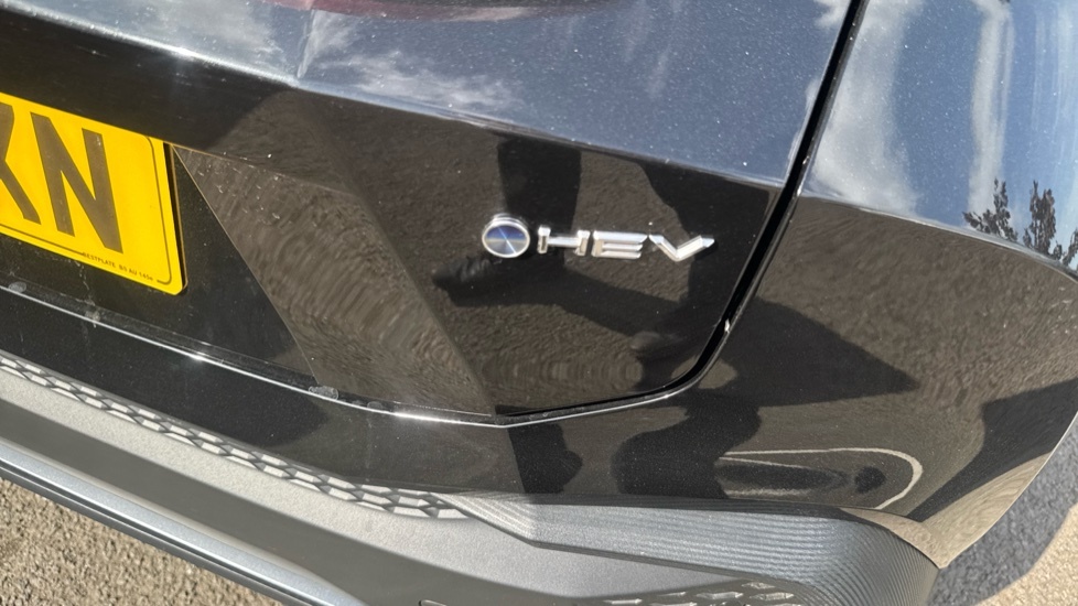 Toyota C-Hr Premiere Edition  #37