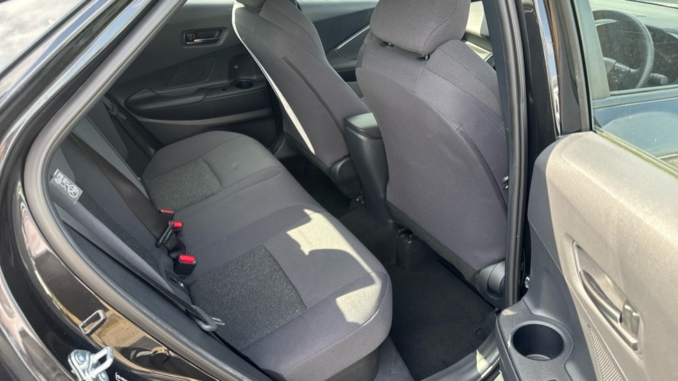 Toyota C-Hr Premiere Edition  #8