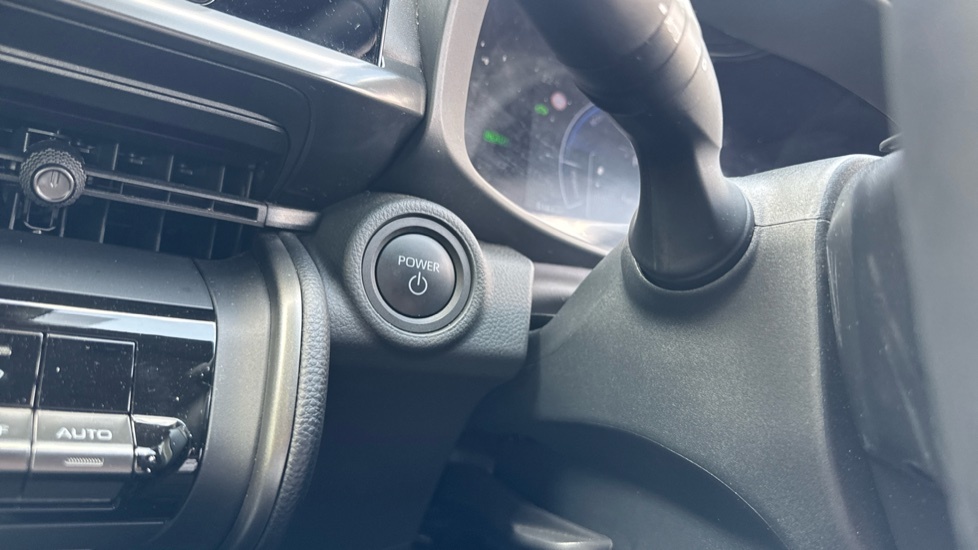 Toyota C-Hr Premiere Edition  #16
