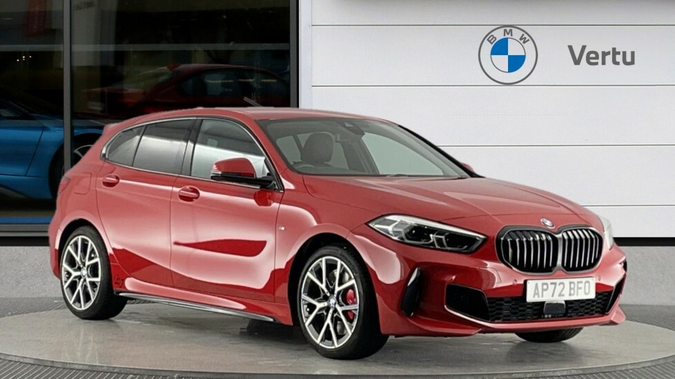 BMW 1 Series 118I M Sport Black #1