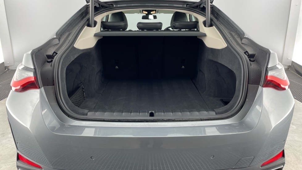 BMW i4 250Kw Edrive40 M Sport 83.9Kwh Blue #13