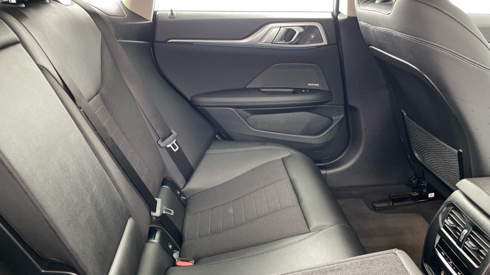 BMW i4 250Kw Edrive40 M Sport 83.9Kwh Blue #51