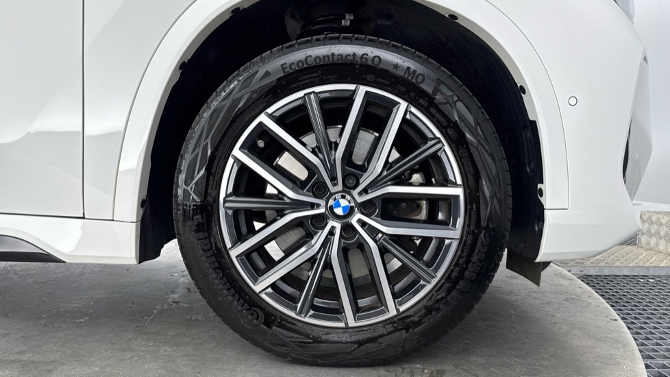 BMW X1 X1 Sdrive20i M Sport Blue #14