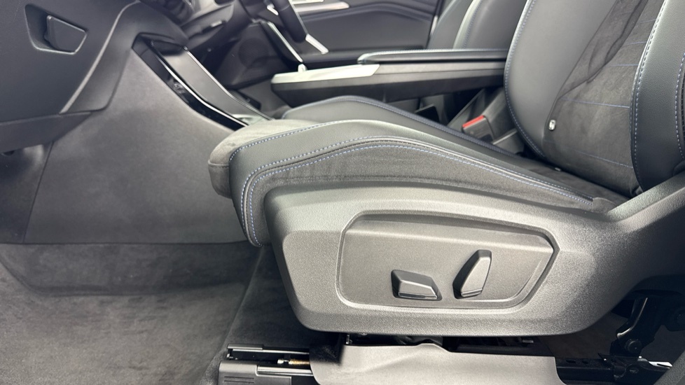 BMW X1 X1 Sdrive20i M Sport Blue #37