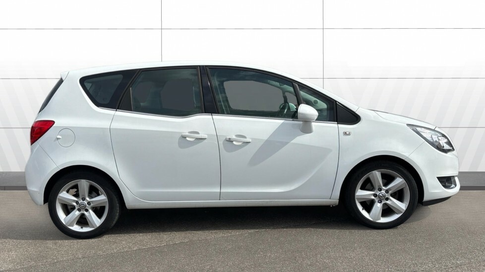 Vauxhall Meriva Tech Line White #5